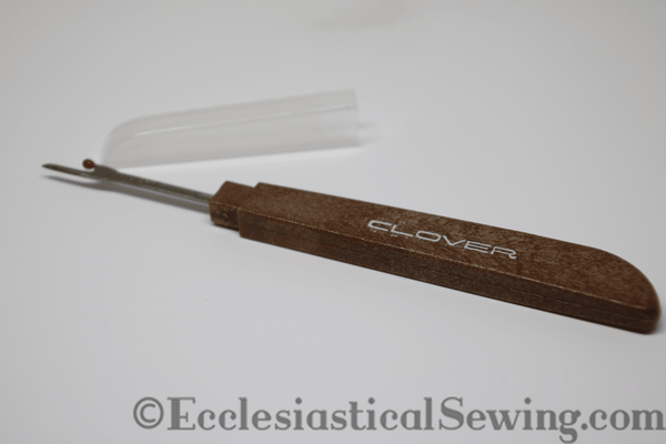 Clover Seam Ripper  Sewing Notions from Ecclesiastical Sewing